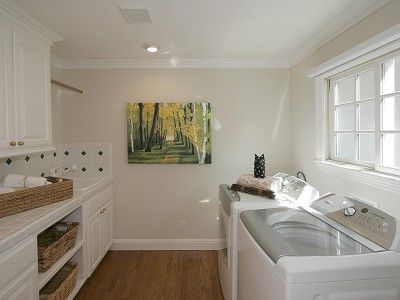 Laundry Room Designs on Cabinets In Laundry Room Laundry Room14 Jpg