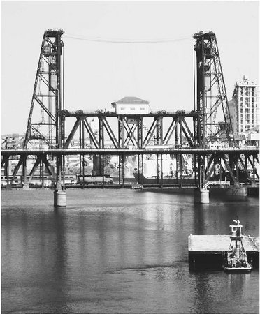 Portlands historic steel bridge, completed in 1912, is one of the few dual-life bridges in the world.