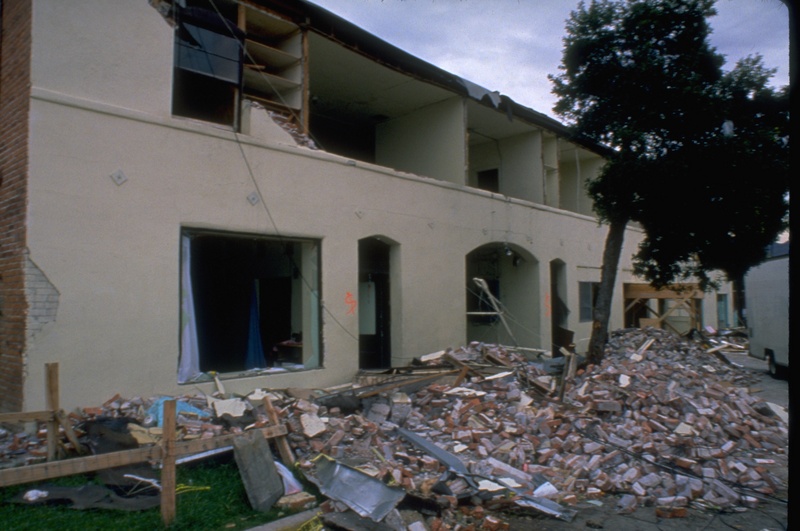 California Northridge Earthquake (DR-1008)