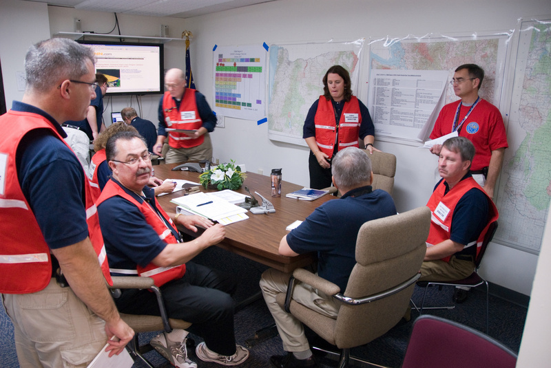 Seattle: 16-07 -- FEMA and Emergency Responders work at the Region 10...