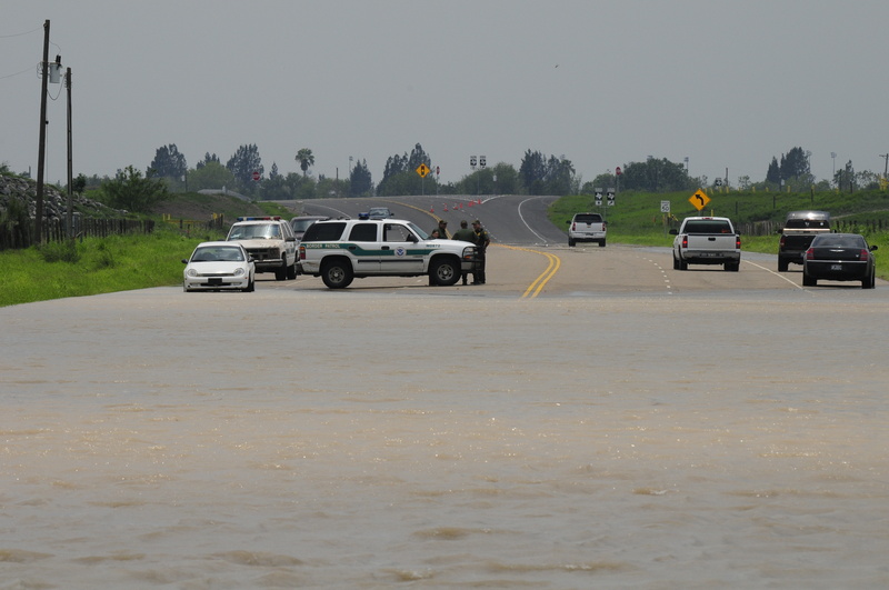 Progreso: Custom and Border Patrol  (CBP) agents turn around vehicles...