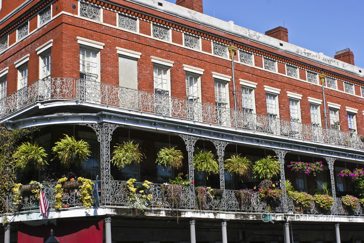A new orleans balcony