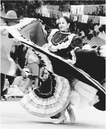 Las Cruces celebrates its Hispanic culture through events such as the Cinco de Mayo Festival and Folklorico de la Tierra del Encanto.